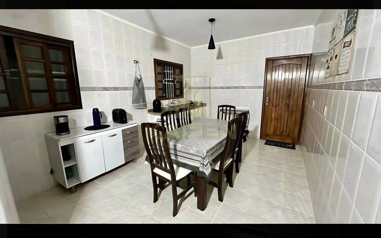 Casa, 3 quartos, 147 m² - Foto 3