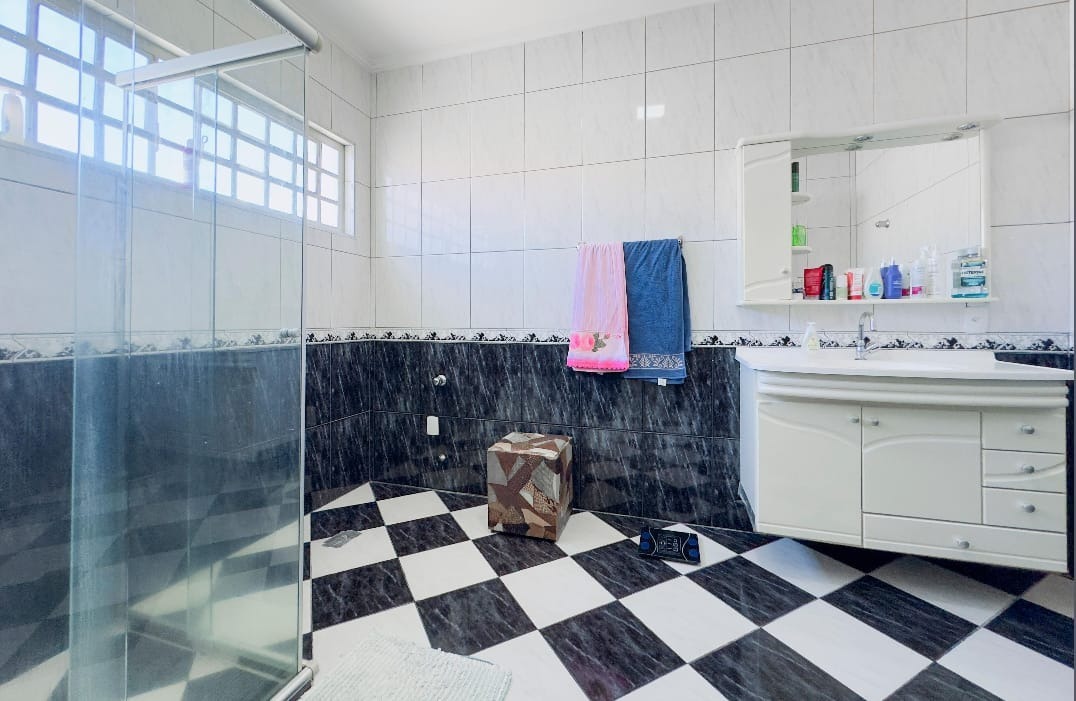 Casa, 4 quartos, 263 m² - Foto 11