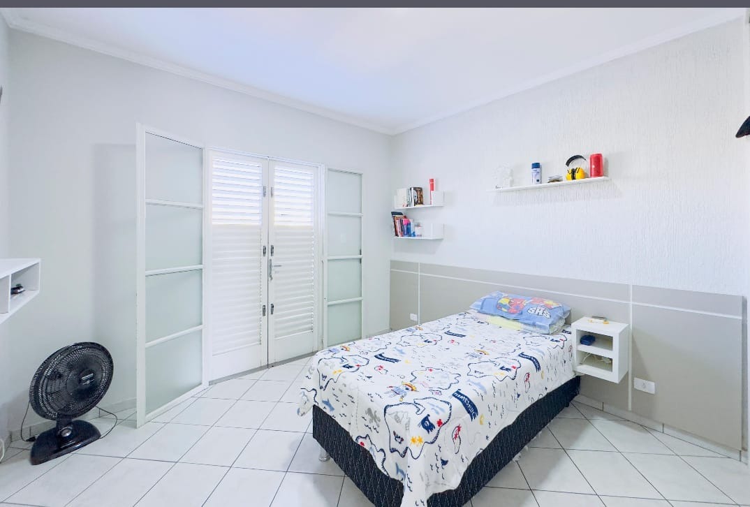 Casa, 4 quartos, 263 m² - Foto 14