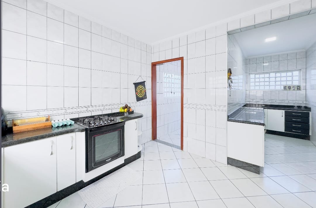 Casa, 4 quartos, 263 m² - Foto 32