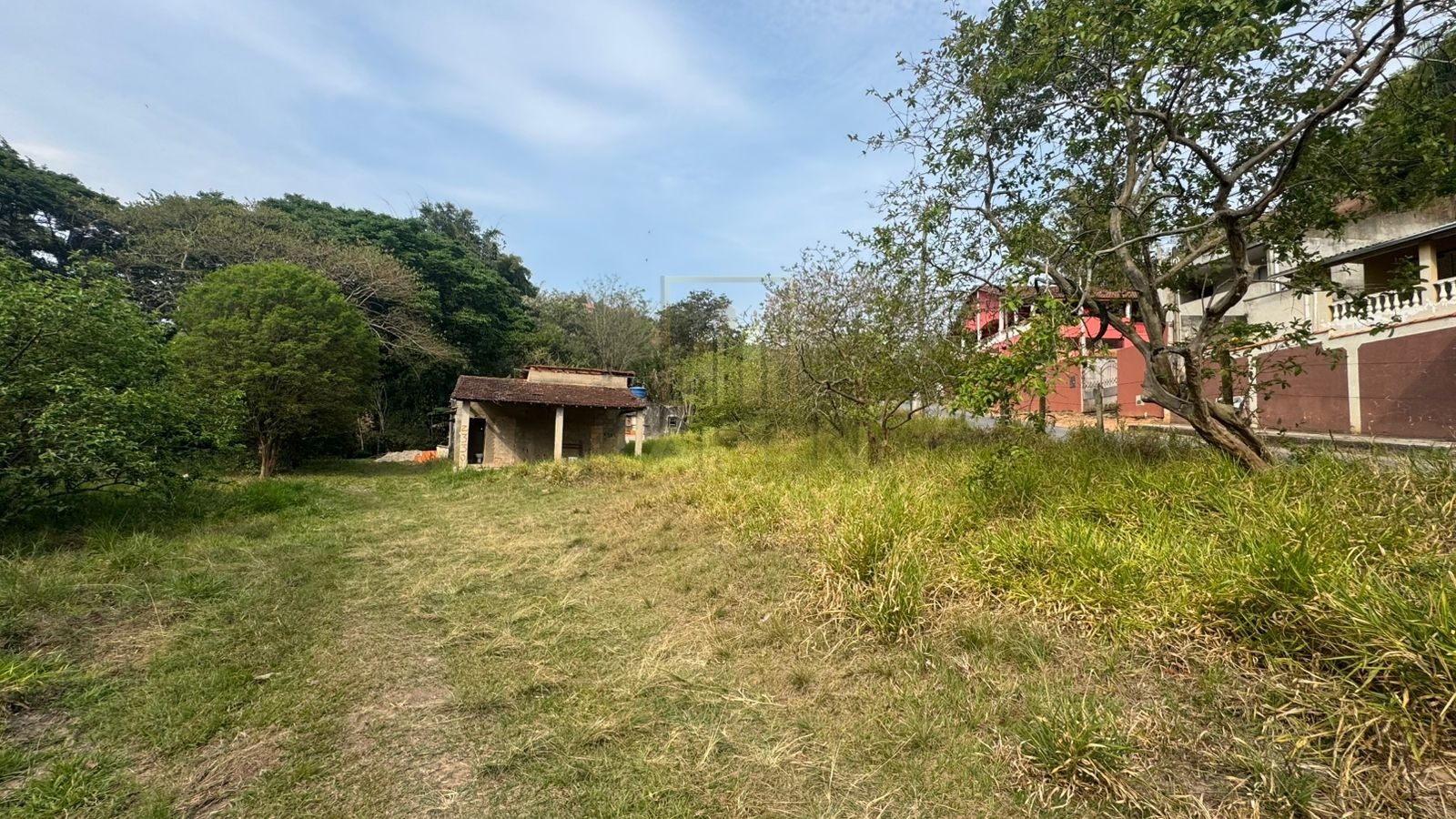 Chácara, 3 quartos, 3236 m² - Foto 1