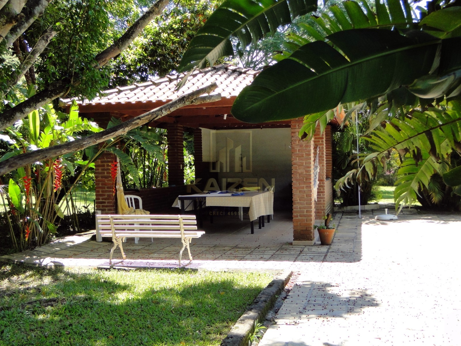Chácara a venda Buquirinha 2 zona norte - Casa principal e casa de hóspedes - $890,000.00