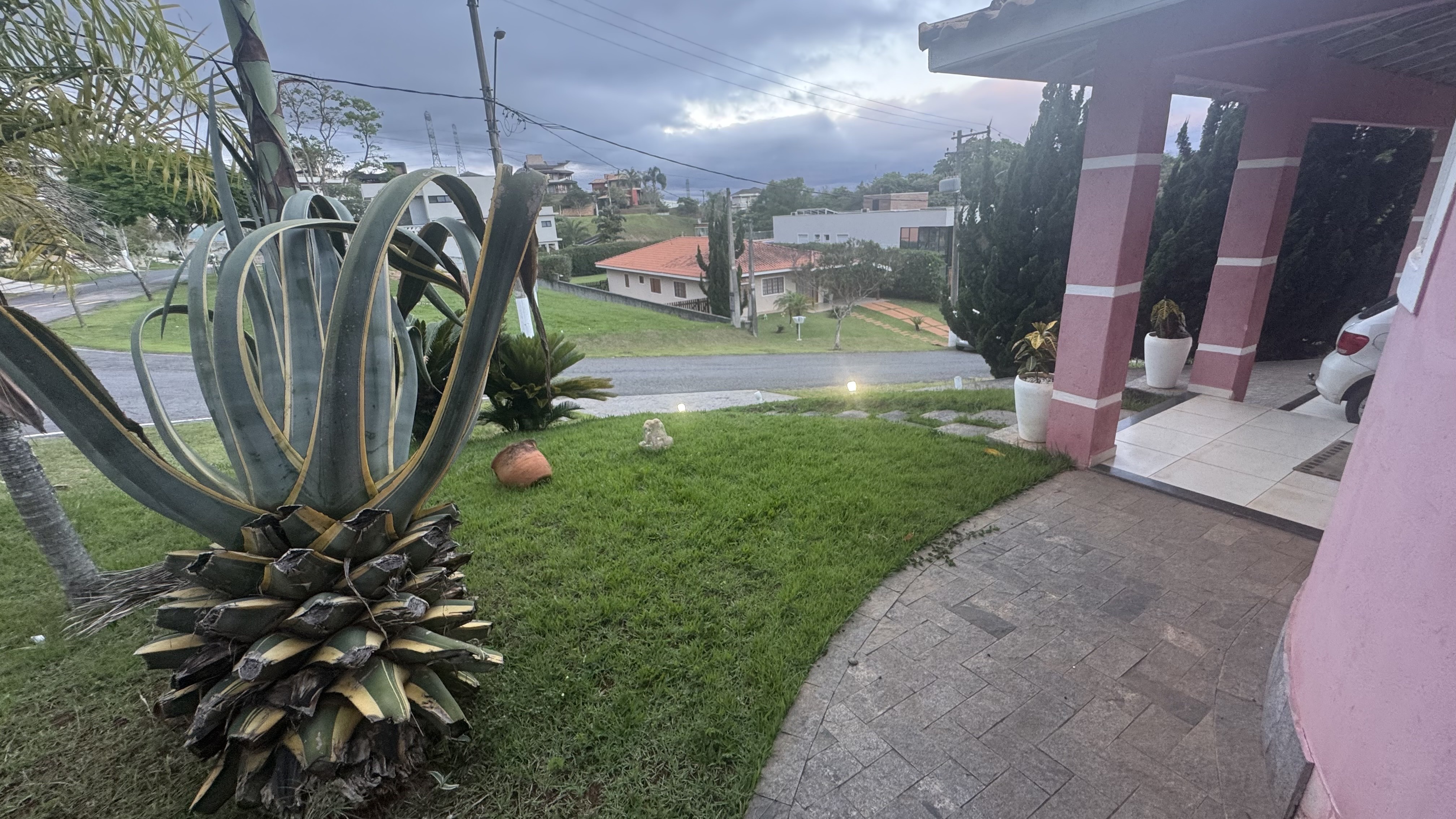 Casa à Venda – Condomínio Mirante do Vale Jacareí - 3 dormitórios - $1,400.000.00