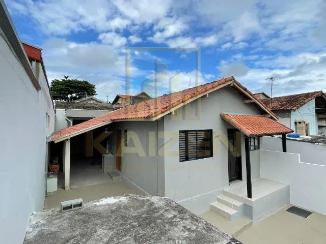 CASA GERANDO RENDA – EXCELENTE LOCALIZAÇÃO NO JD SATÉLITE   – São José dos Campos