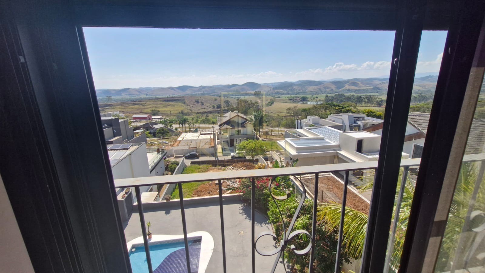 Casa, 5 quartos, 352 m² - Foto 3