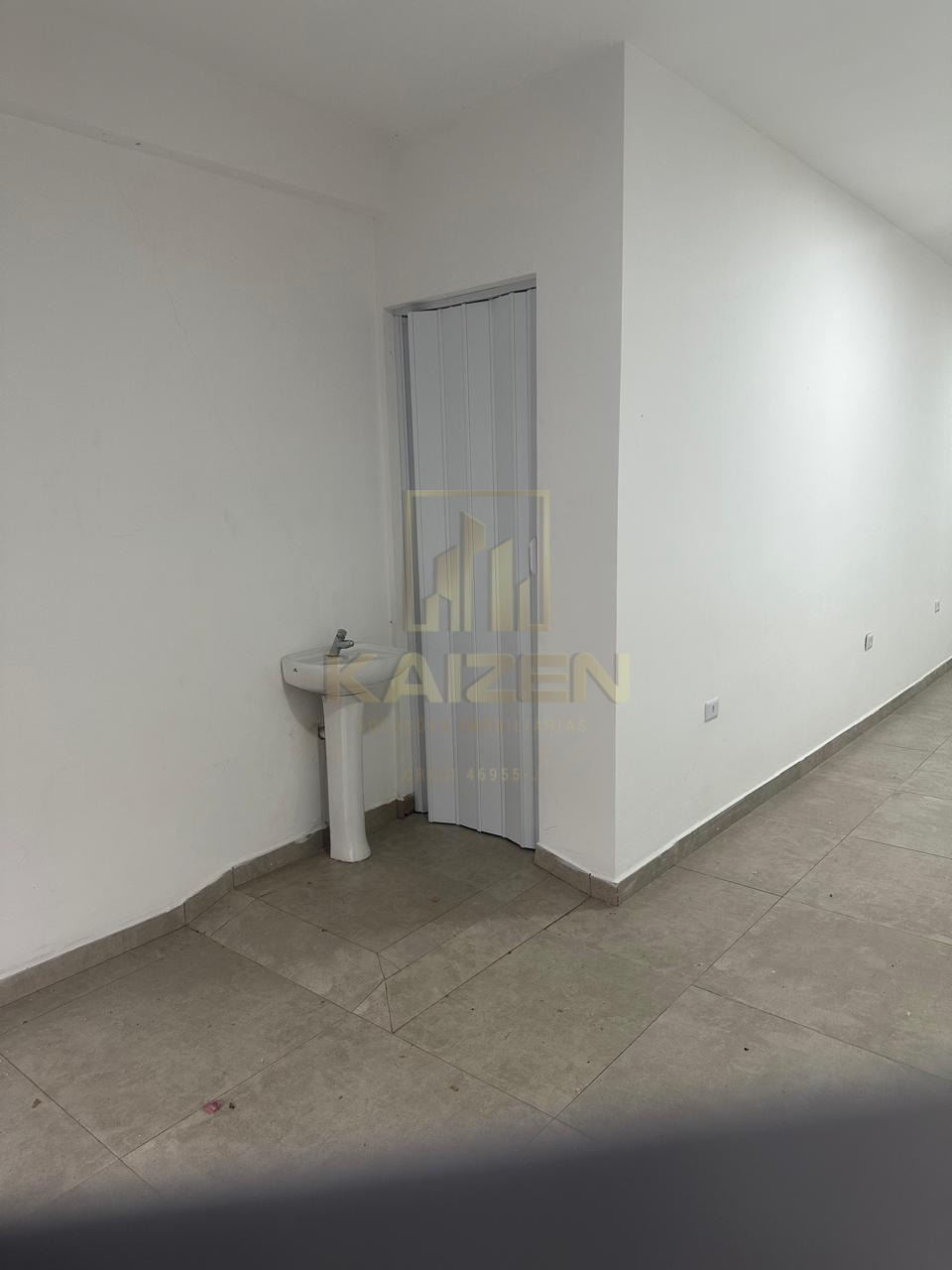 Depósito-Galpão, 38 m² - Foto 2
