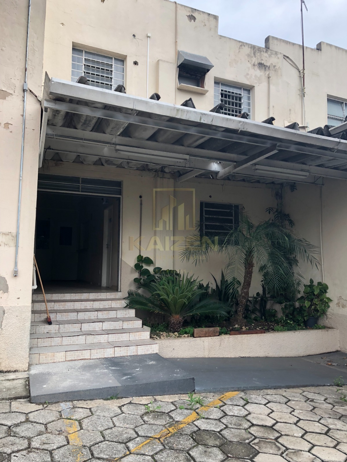 Depósito-Galpão, 2240 m² - Foto 1