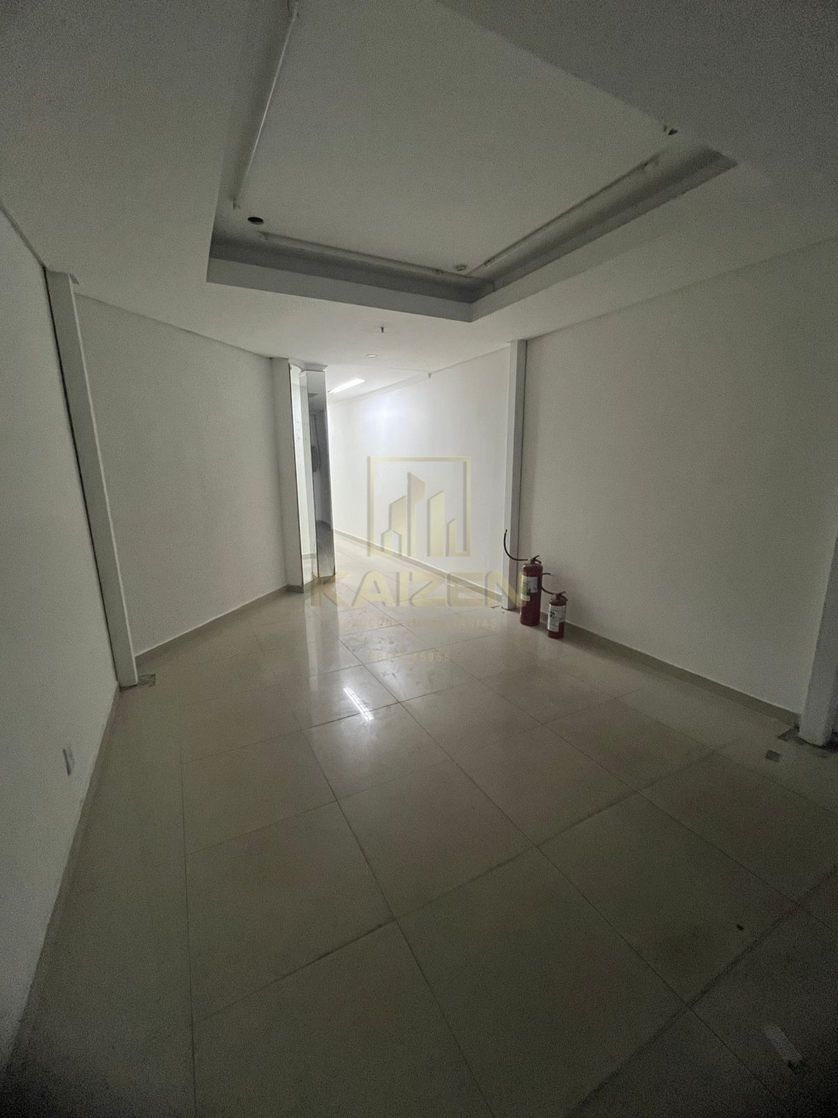 Depósito-Galpão, 90 m² - Foto 2