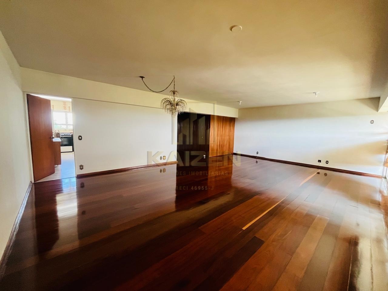 Apartamento 4 Dormitórios + para locação em São José dos Campos - SP