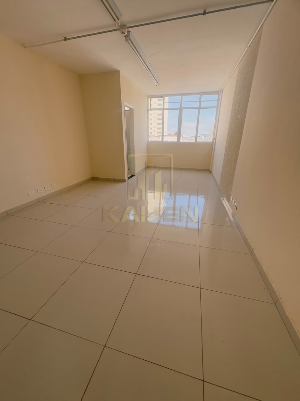 Imóvel Comercial Escritório / Sala para venda e locação em São José dos Campos - SP