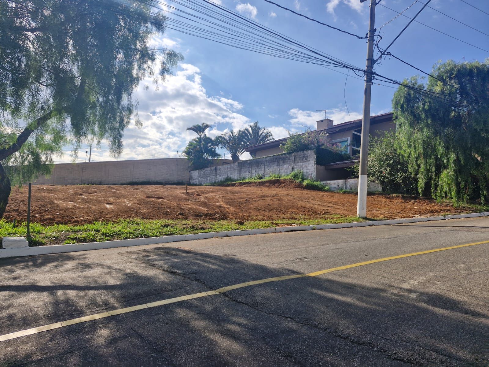 Loteamento e Condomínio, 330 m² - Foto 1