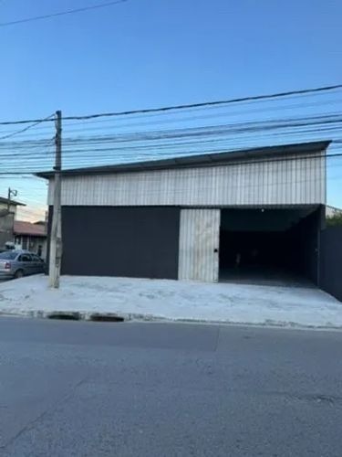 🏭 Galpão Comercial de 200 m² para Locação – Boa Esperança | São José dos Campos