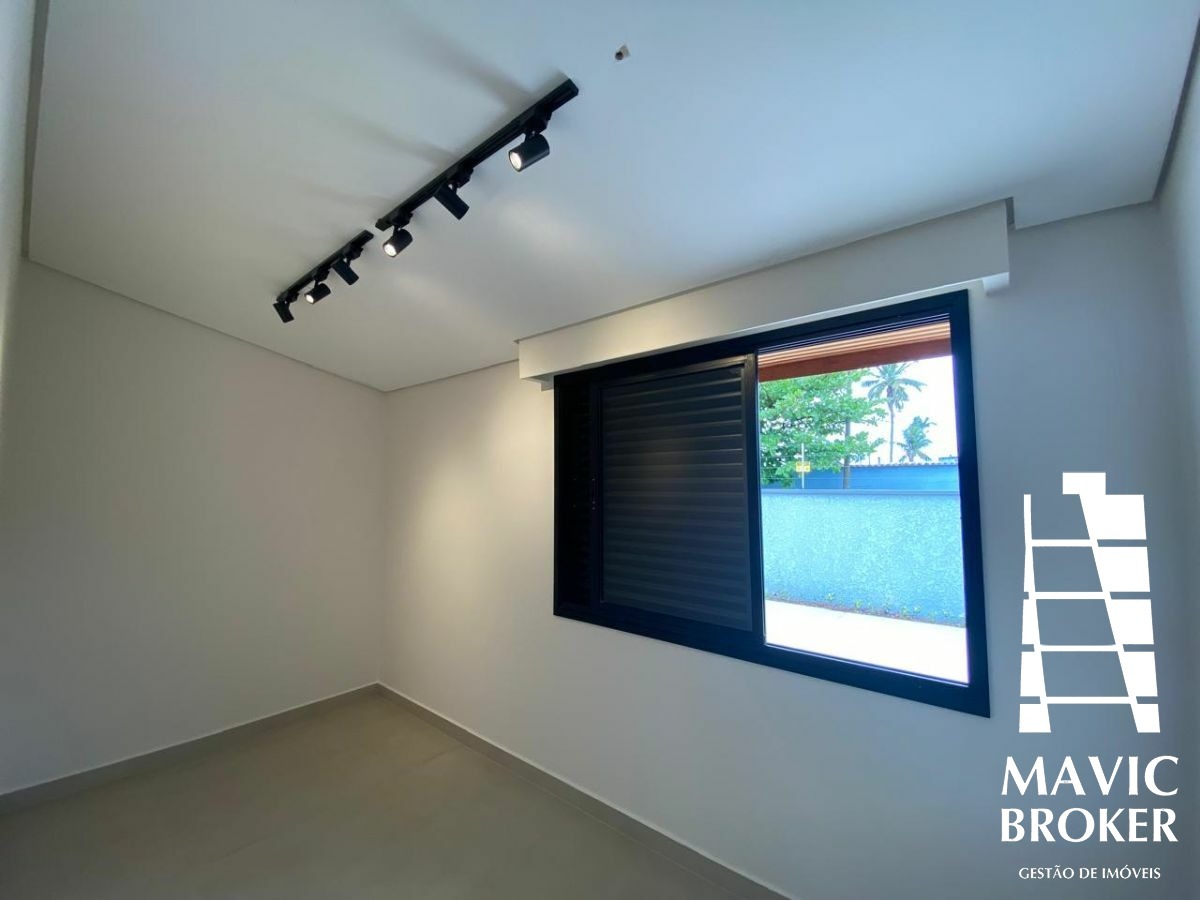 Casa, 3 quartos, 265 m² - Foto 28