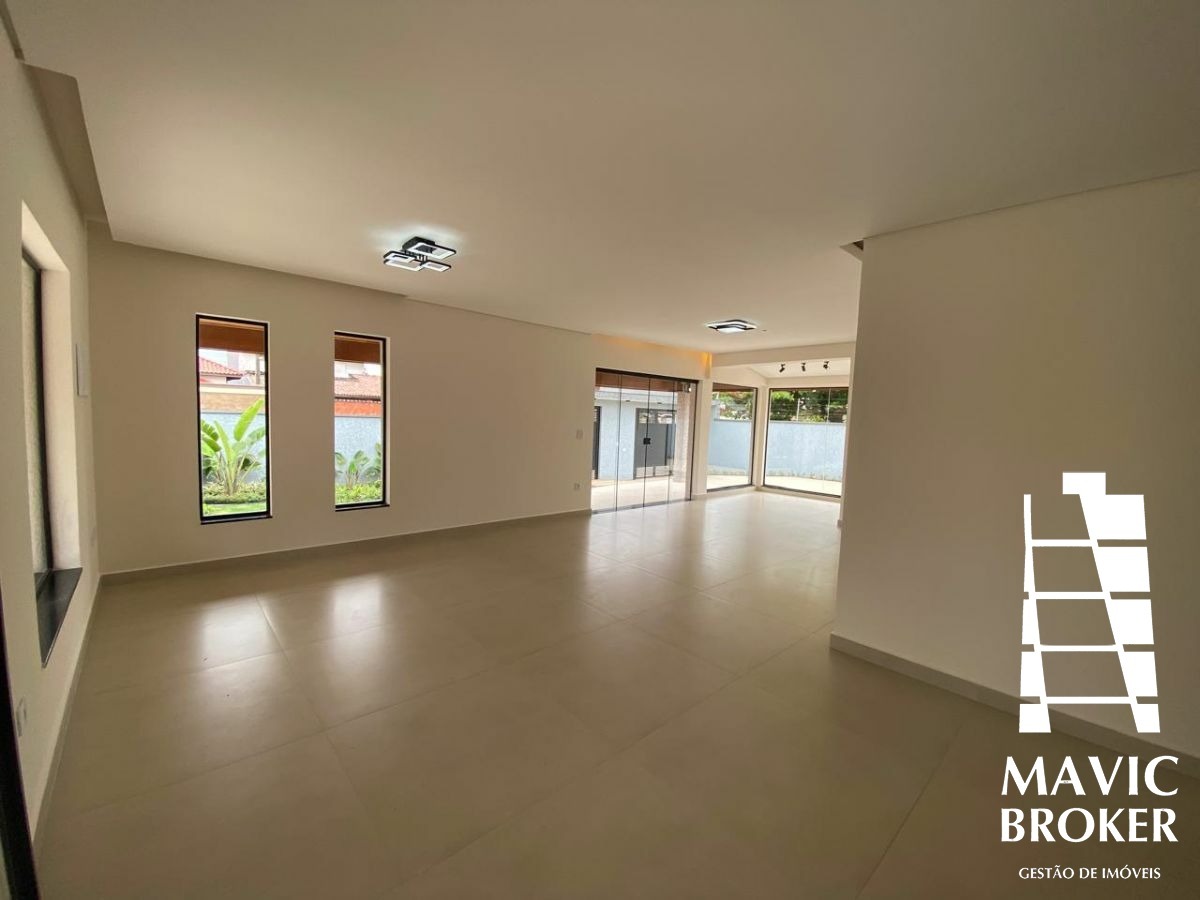 Casa, 3 quartos, 265 m² - Foto 34