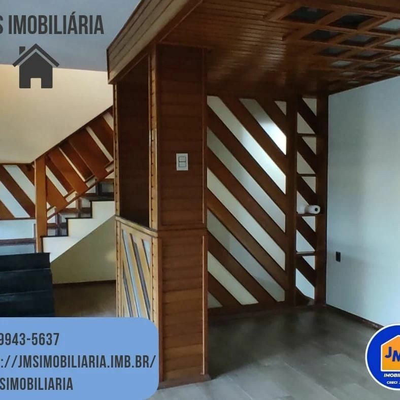 Casa com 6 Dormitórios à venda, 550 m² por R$ 1.200.000,00 Casa com 6 Dormitórios à venda, 550 m² por R$ 1.200.000,00