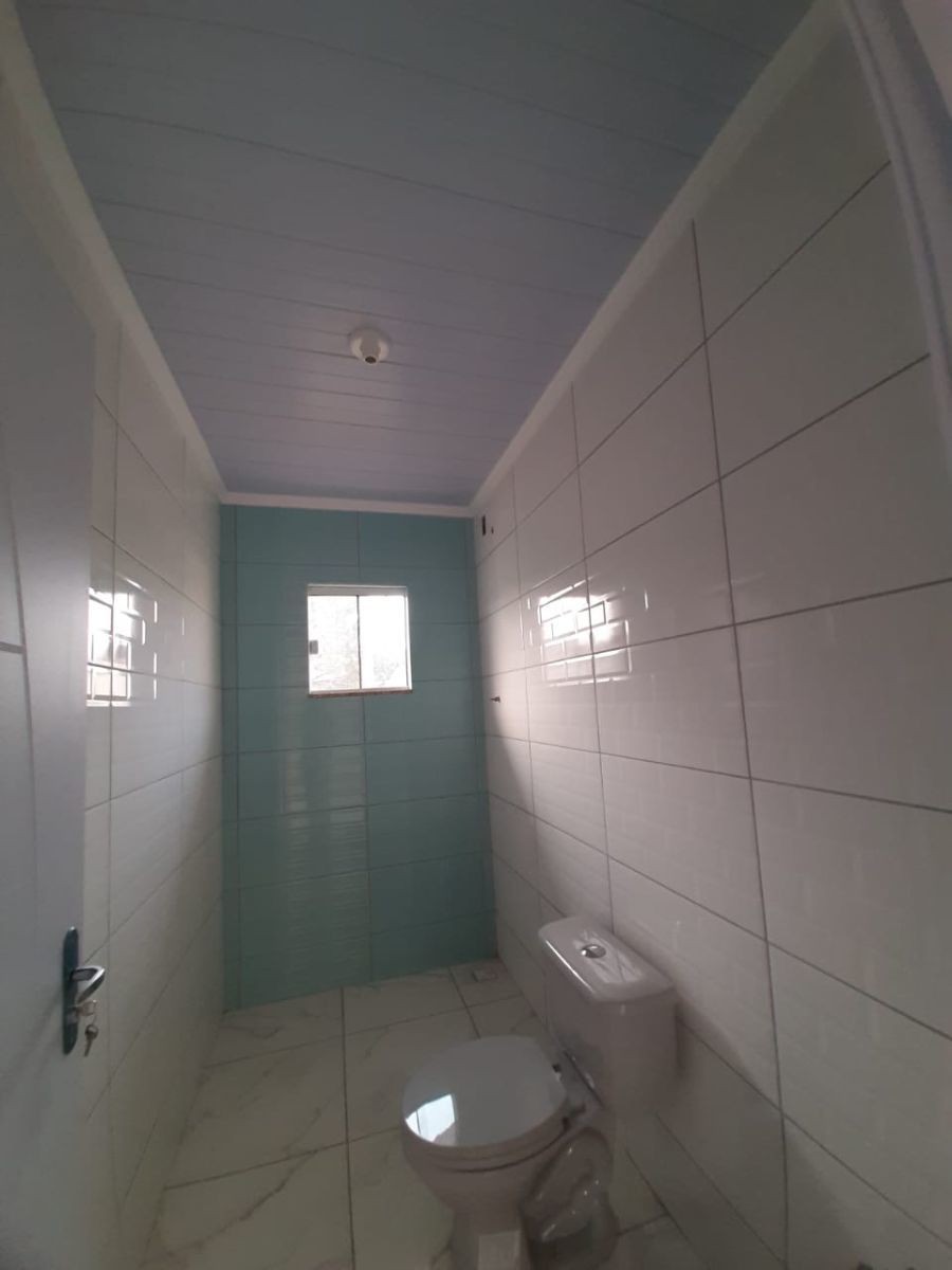 Casa à venda, por R$ 300.000,00 Casa à venda, por R$ 300.000,00
