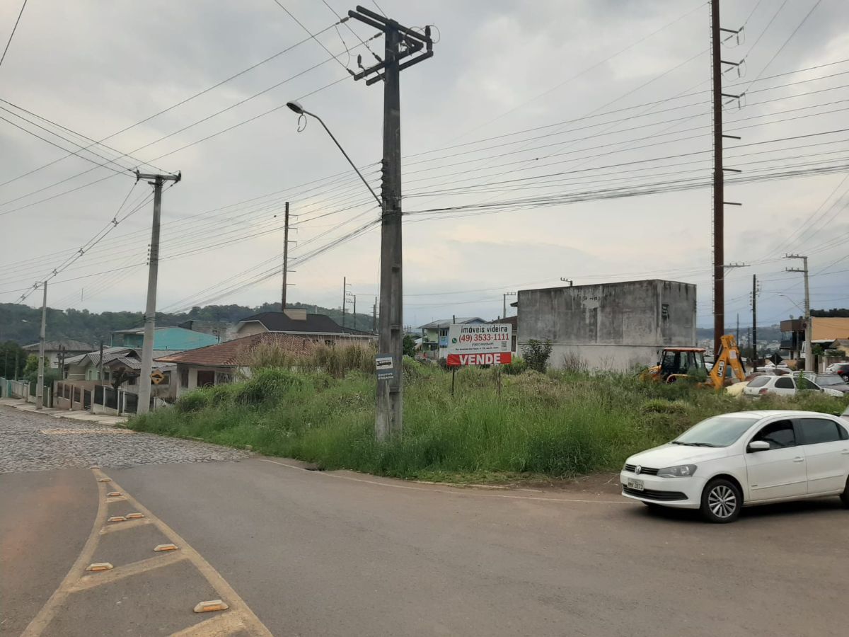 Terreno/Lote à venda  no Bairro De Carli - Videira, SC. Imóveis