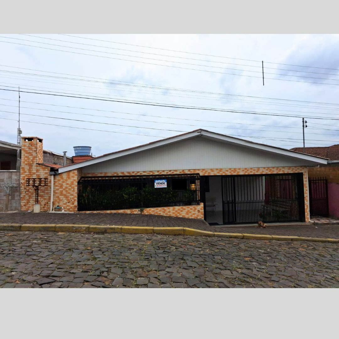 Casa à venda  no Amarante - Videira, SC. Imóveis