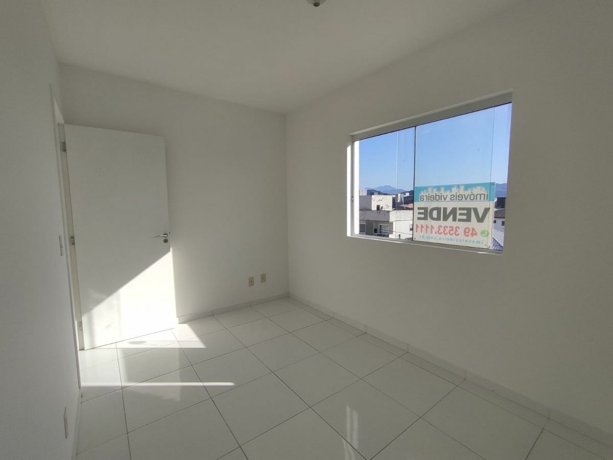 Apartamento com 2 Dormitórios à venda, 87 m² por R$ 280.000,00 Apartamento com 2 Dormitórios à venda, 87 m² por R$ 280.000,00