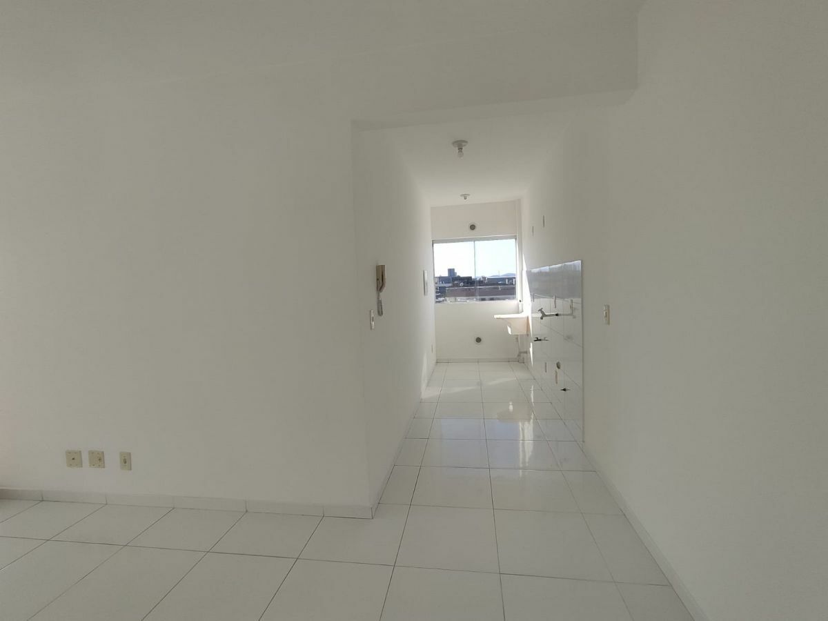 Apartamento com 2 Dormitórios à venda, 87 m² por R$ 280.000,00 Apartamento com 2 Dormitórios à venda, 87 m² por R$ 280.000,00