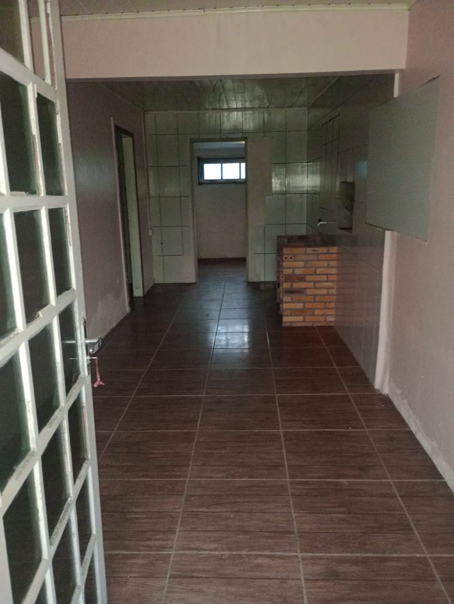 Casa com 2 Dormitórios para alugar, 180 m² por R$ 1.450,00 Casa com 2 Dormitórios para alugar, 180 m² por R$ 1.450,00
