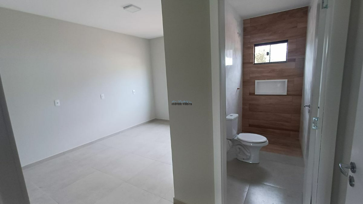 Casa com 2 Dormitórios à venda, 150 m² por R$ 398.000,00 Casa com 2 Dormitórios à venda, 150 m² por R$ 398.000,00